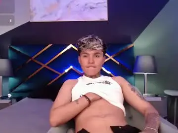 Chaturbate Adult Webcams of jaxwolf_