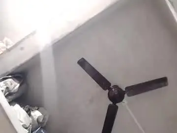 Chaturbate Live Sex Cam of dyccc