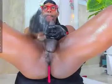 Chaturbate Live Sex of ricobrown777