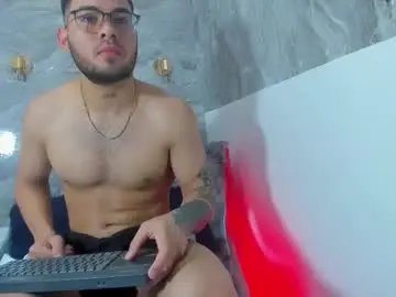 Chaturbate Free Porn Cam of taylorwithtayler