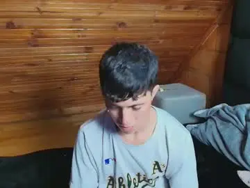 Chaturbate Live Sex Cam of thiago_n_sam