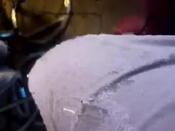 Chaturbate Live Sex of bigswollenhead4u