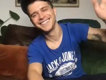 Chaturbate Live Porn of camdoattitude