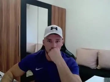 Chaturbate Live Sex Cam of darius_94