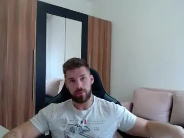 Chaturbate Live Sex Cam of darius_94