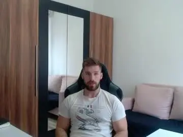 Chaturbate Free Porn Cam of darius_94