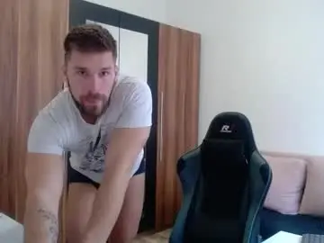 Chaturbate Live Sex Cam of darius_94