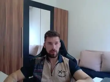 Chaturbate Free Porn Cam of darius_94