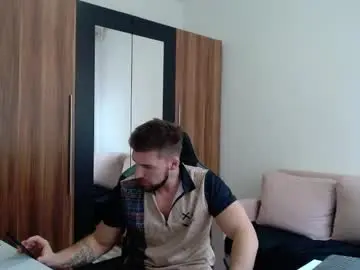 Chaturbate Free Porn Cam of darius_94