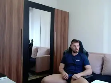 Chaturbate Nude Webcam of darius_94