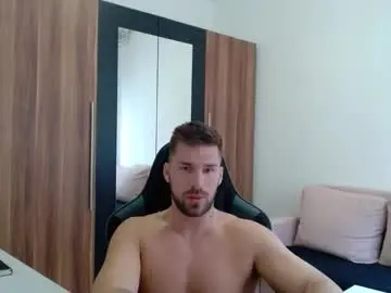Chaturbate Live Sex Cam of darius_94