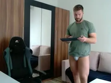 Chaturbate Best live sex cam show of darius_94