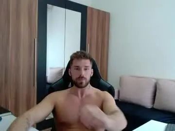 Chaturbate Live Sex Cam of darius_94