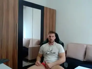 Chaturbate Live Sex of darius_94