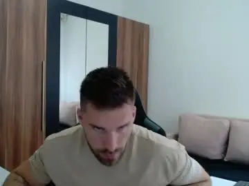 Chaturbate Free Porn Cam of darius_94