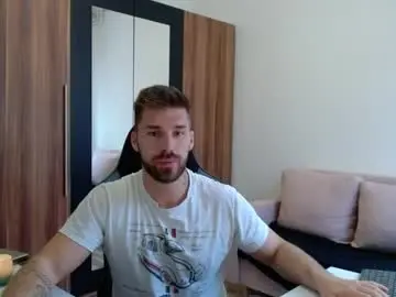 Chaturbate Live Porn of darius_94