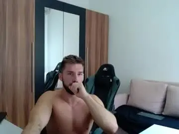 Chaturbate Sex Chat of darius_94