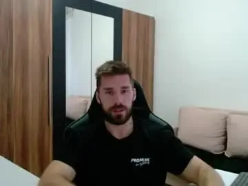 Chaturbate Watch Live Sex Cams of darius_94