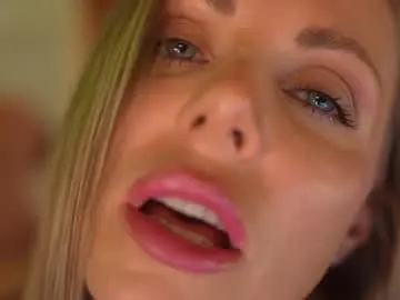 Chaturbate Free Live Porn of eva_fashionista