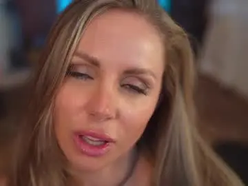 Chaturbate Free Live Porn of eva_fashionista