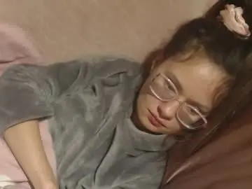 Chaturbate Free Porn Cam of flowercandydoll13