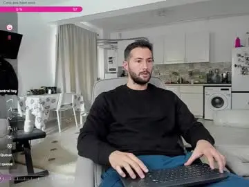 Chaturbate Live Porn of hard_chriss