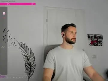 Chaturbate Live Porn of hard_chriss