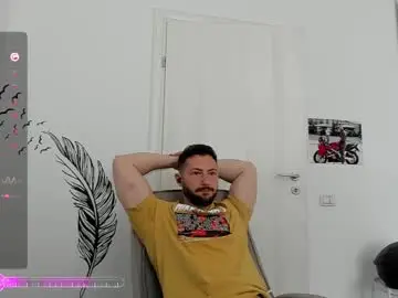 Chaturbate Free Live Porn of hard_chriss