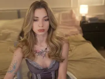 Chaturbate Nude Webcam of kira0541