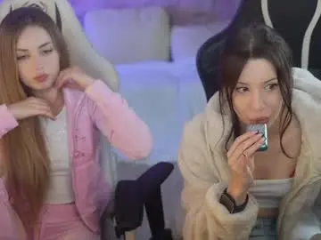 Chaturbate Watch Live Sex Cams of kira0541