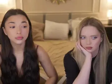 Chaturbate Watch Live Sex Cams of kira0541