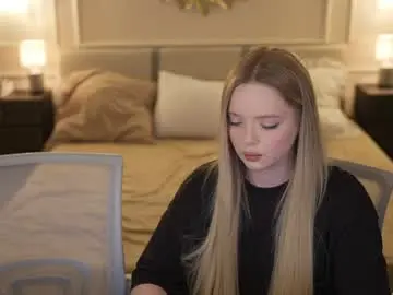 Chaturbate Nude Webcam of kira0541