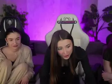 Chaturbate Live Sex of kira0541