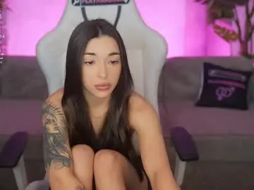 Chaturbate Live Sex Cam of kira0541