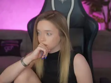 Chaturbate Live Sex of kira0541