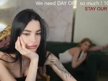 Chaturbate Live Sex Cam of kira0541