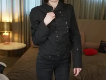 Chaturbate Live Sex Cam of kira0541