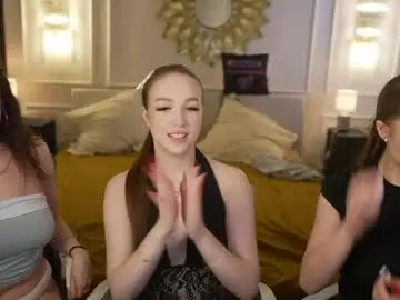 Chaturbate Nude Webcam of kira0541