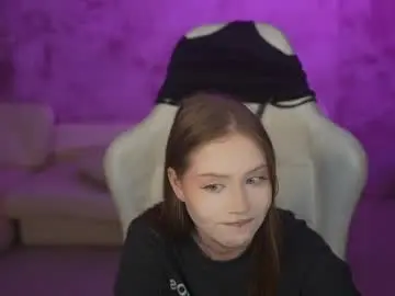 Chaturbate Live Sex Cam of kira0541
