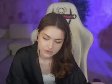 Chaturbate Nude Webcam of kira0541