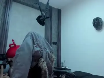 Chaturbate Live Sex Cam of _selene_red