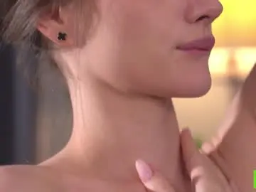 Chaturbate Best live sex cam show of bellacle