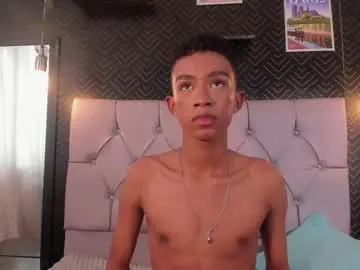 Chaturbate Adult Webcams of patrick_lovee