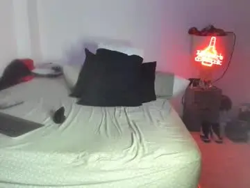 Chaturbate Live Sex Cam of pikoro_gomez