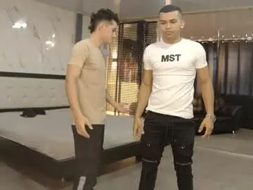 Chaturbate Live Sex Cam of boysgang_sex