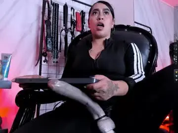 Chaturbate Adult Webcams of carolinaarias_