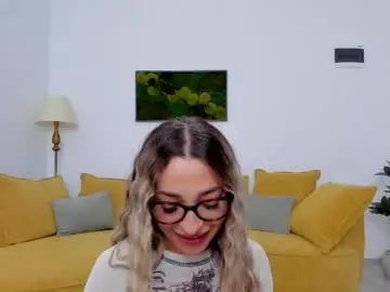 Chaturbate Nude Webcam of emrya