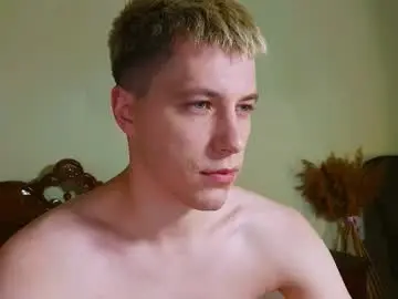 Chaturbate Live Porn of ethan7inches