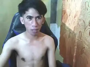 Chaturbate Sex Cam of hairyhugecock_22