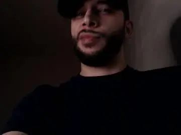 Chaturbate Free Porn Cam of henryaxe